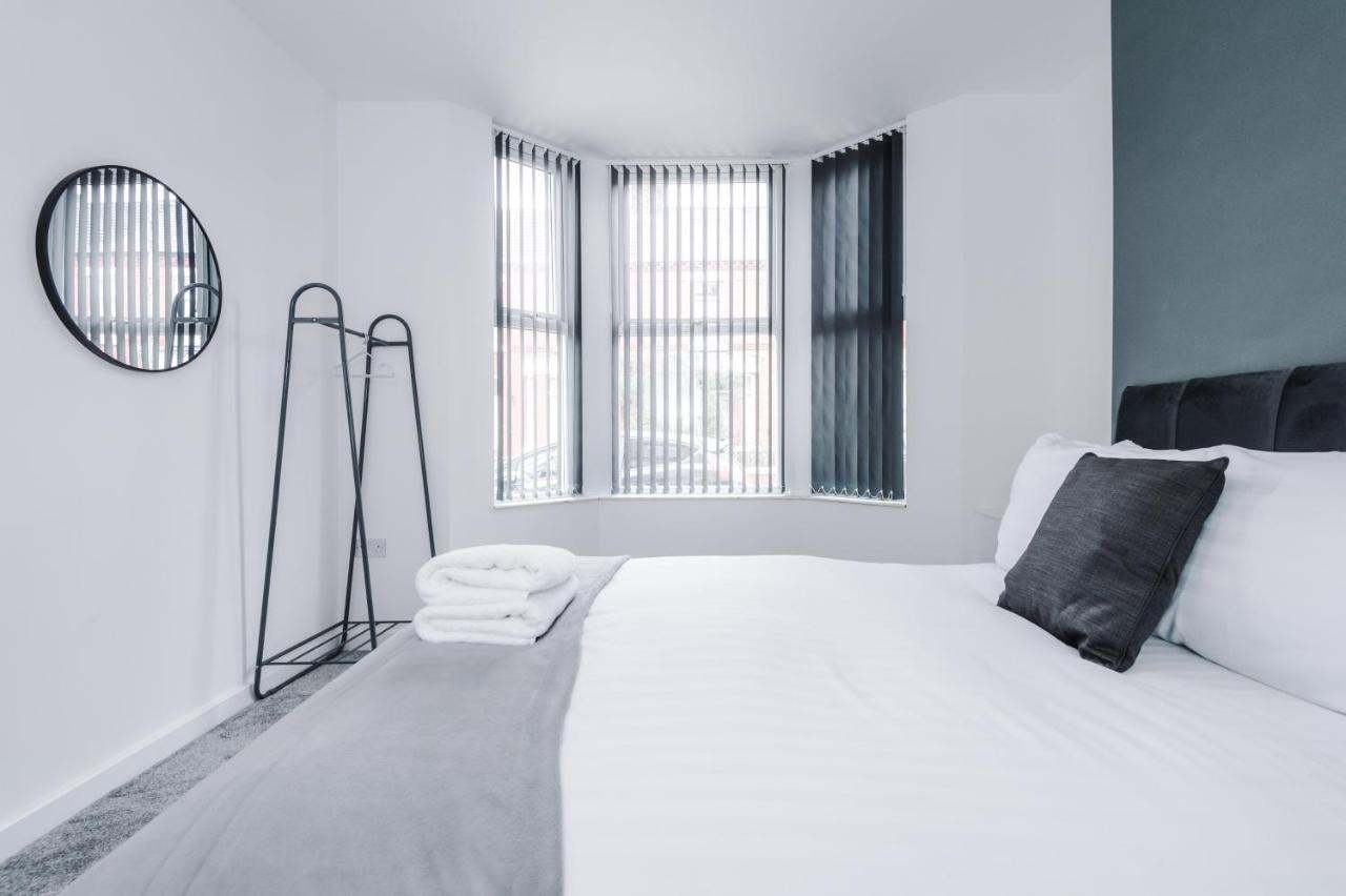 Cosy 3 Bed 3 Bath House - Central Liverpool -Self Check-In & Free Parking! 빌라 외부 사진